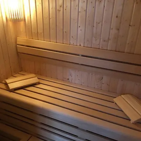 Feriehus Reetdachhaus Seasons Mit Kamin & Sauna Groß Schwansee